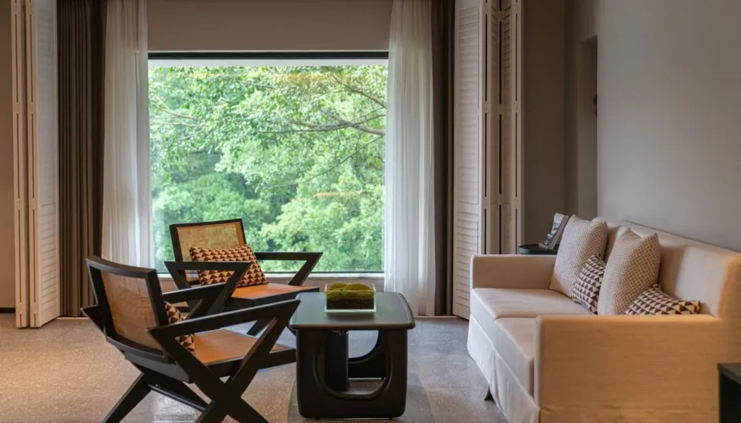 <span>尊享套房</span>